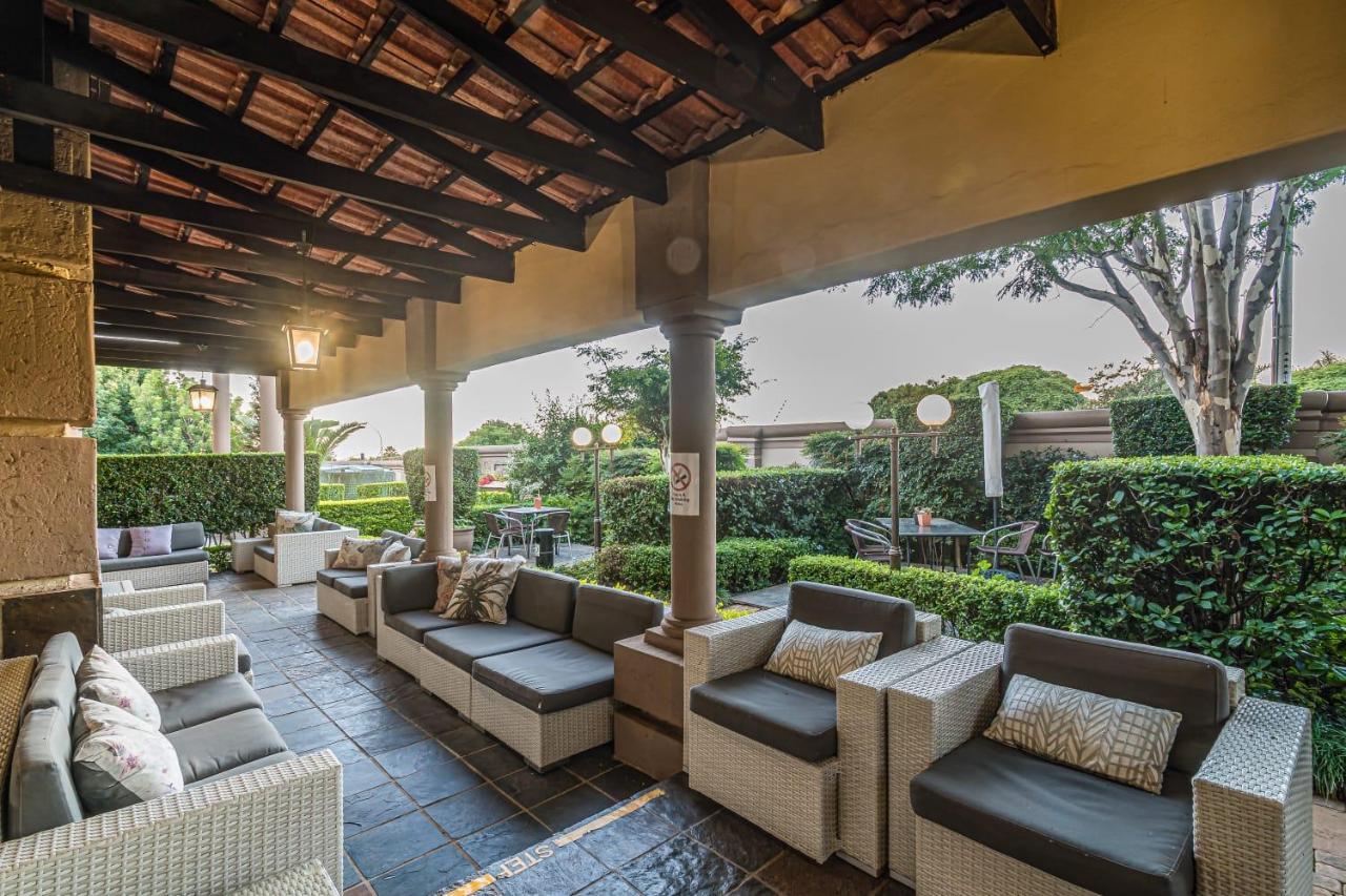 Constantia Manor Guest House Pretoria Exterior photo