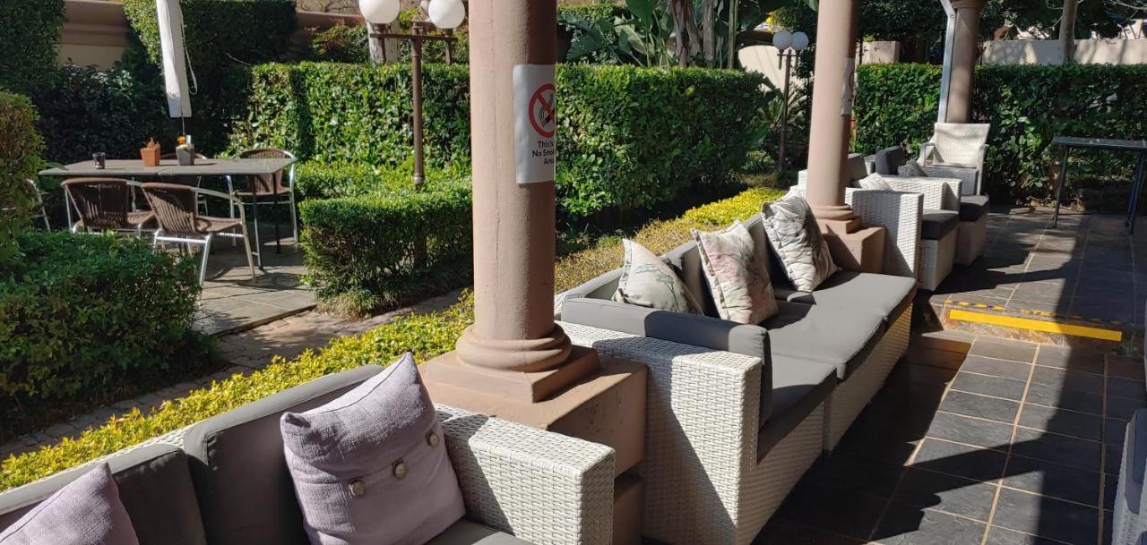 Constantia Manor Guest House Pretoria Exterior photo