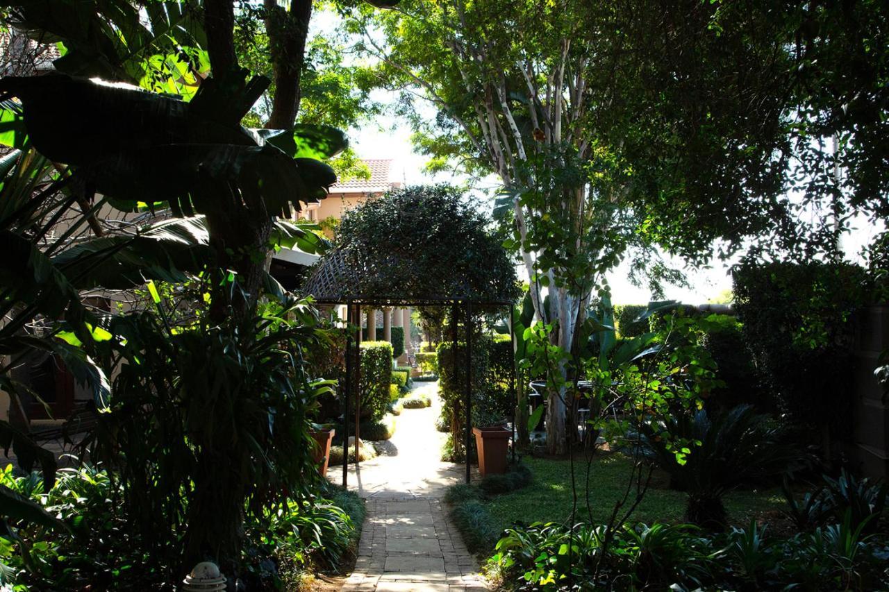 Constantia Manor Guest House Pretoria Exterior photo