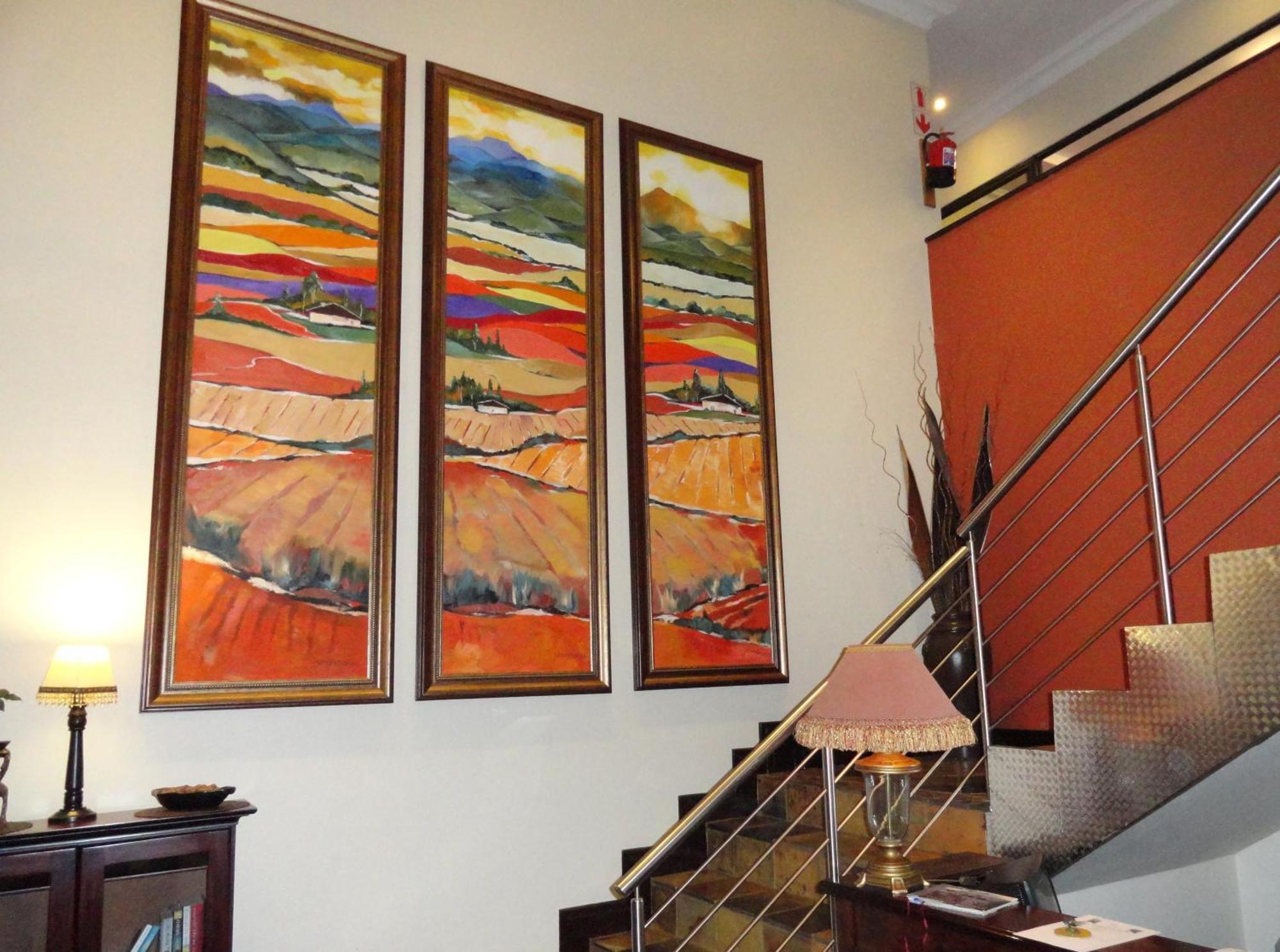 Constantia Manor Guest House Pretoria Exterior photo