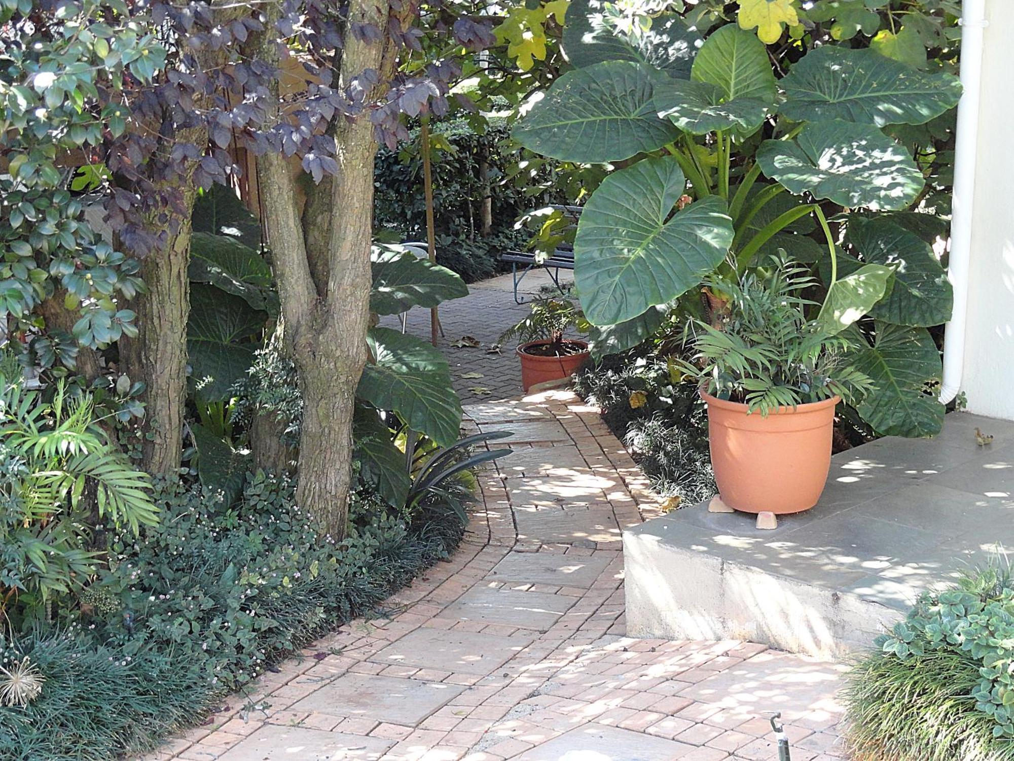 Constantia Manor Guest House Pretoria Exterior photo