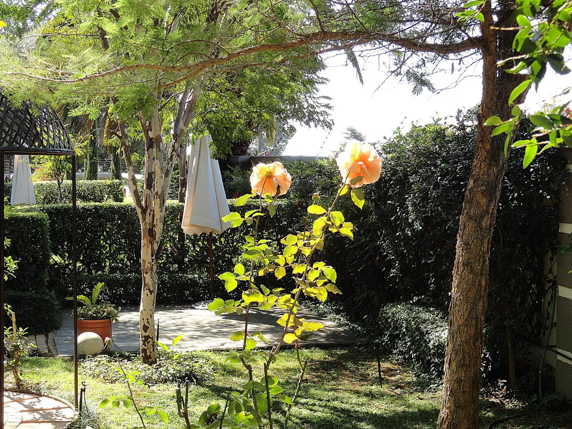 Constantia Manor Guest House Pretoria Exterior photo