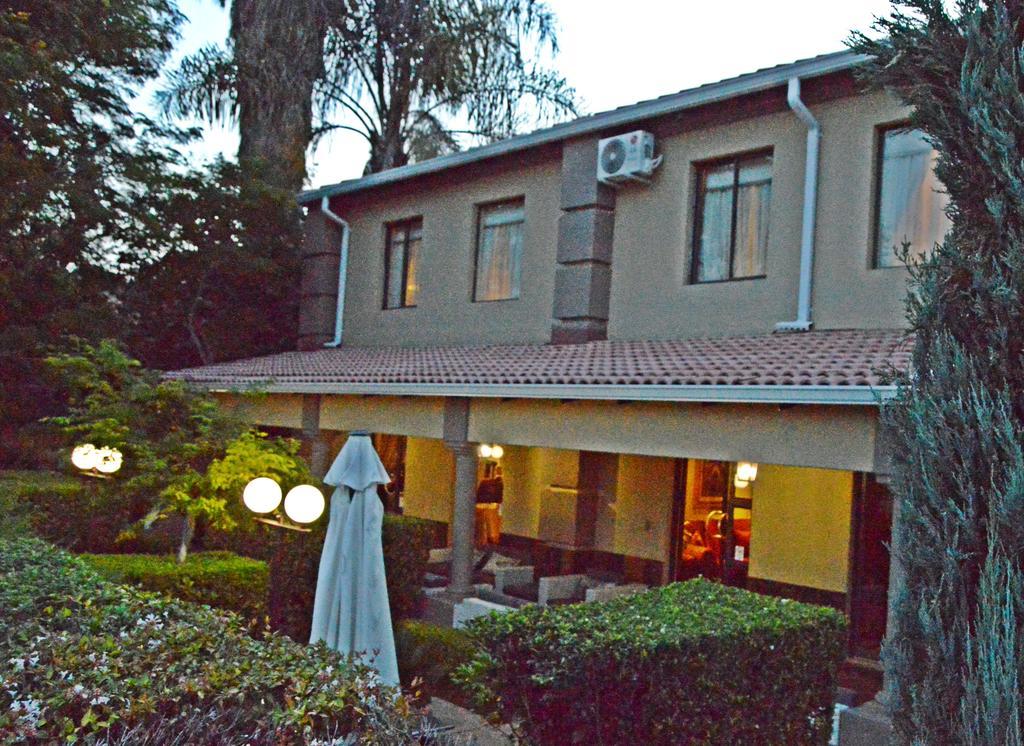 Constantia Manor Guest House Pretoria Exterior photo